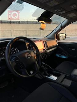 نيسان فرونتر